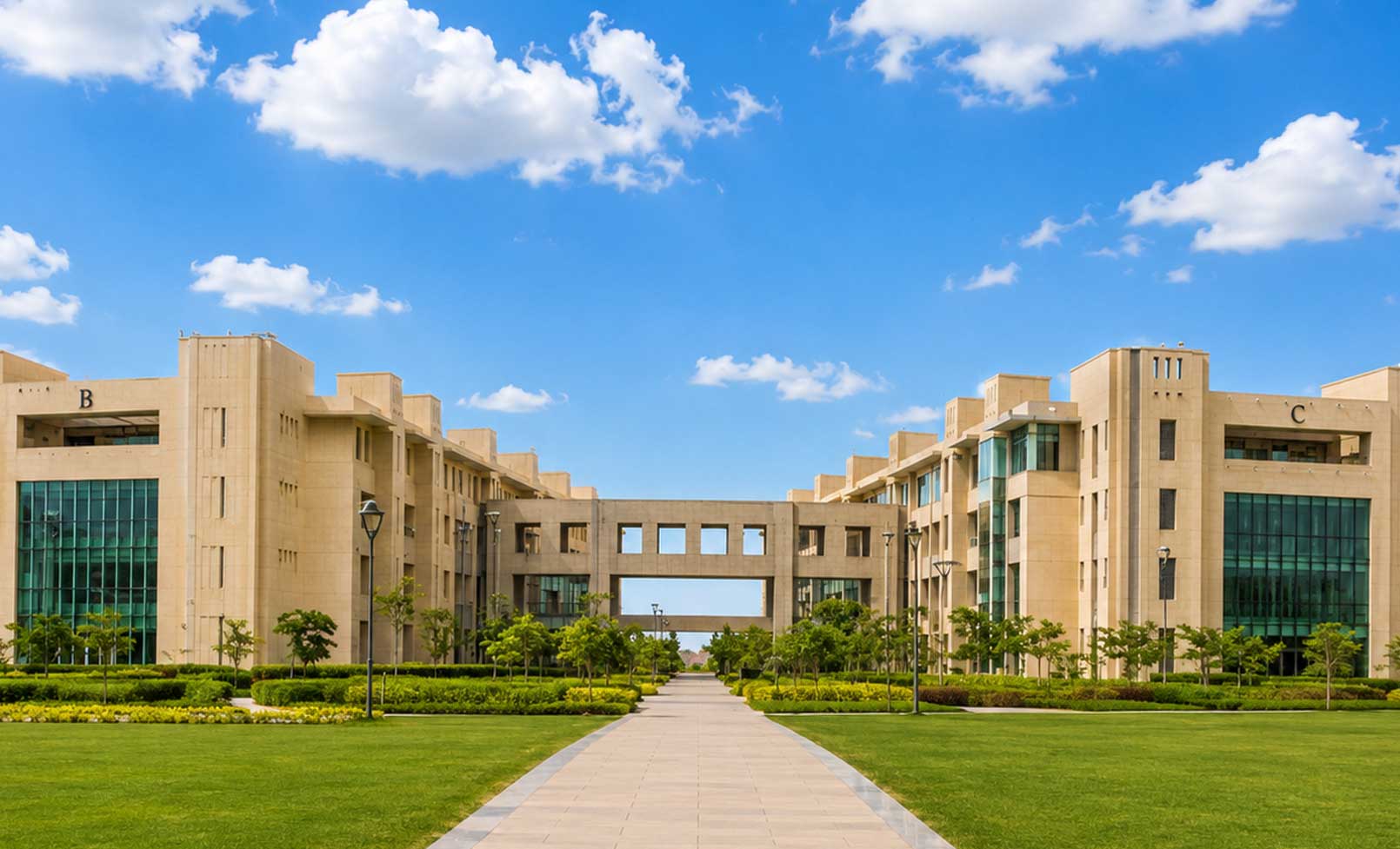 Shiv Nadar University Online Campus